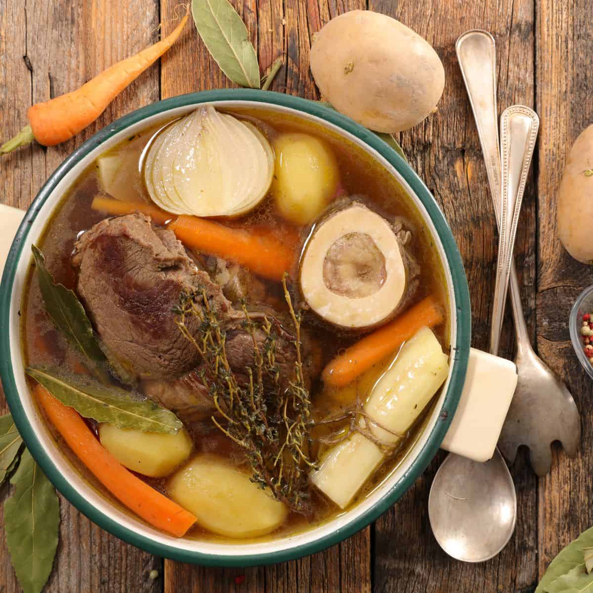 Halal Traditional Beef & Vegetable Broth (Pot-au-Feu) Halal Traditional Beef & Vegetable Broth (Pot-au-Feu)